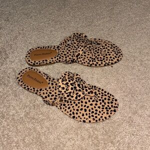 Sandals women’s size 8